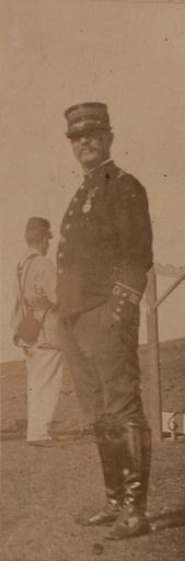 Charles Grimbert Ouessant 1898 00 9816p commandant millet chef du 21e regiment d infanterie coloniale